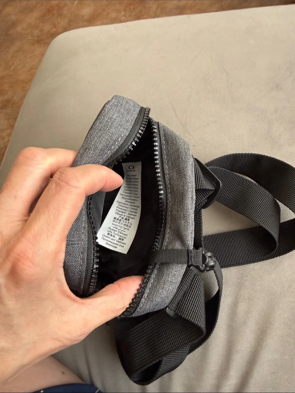 Oakley Gray Quilted Crossbody Messenger Sling